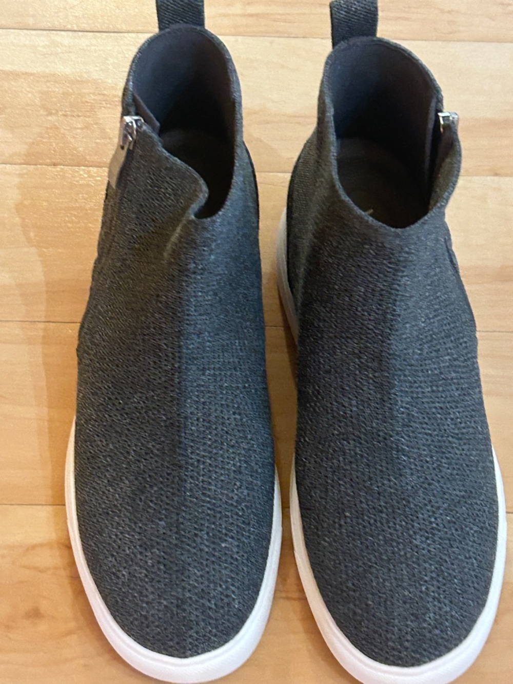 Vivaia Casey Round-Toe Hidden Wedge Sneakers - Picture 2 of 4